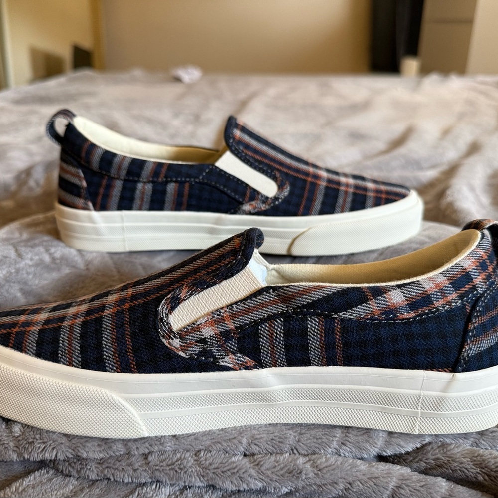 Taos Footwear Blue Plaid Women's Shoes - Picture 5 of 6